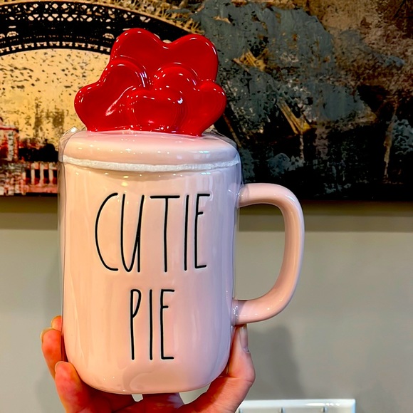 Rae Dunn Cutie Pie brand new !!